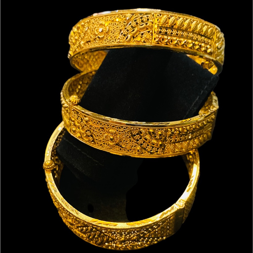 COPY - Gold bangles bracelets